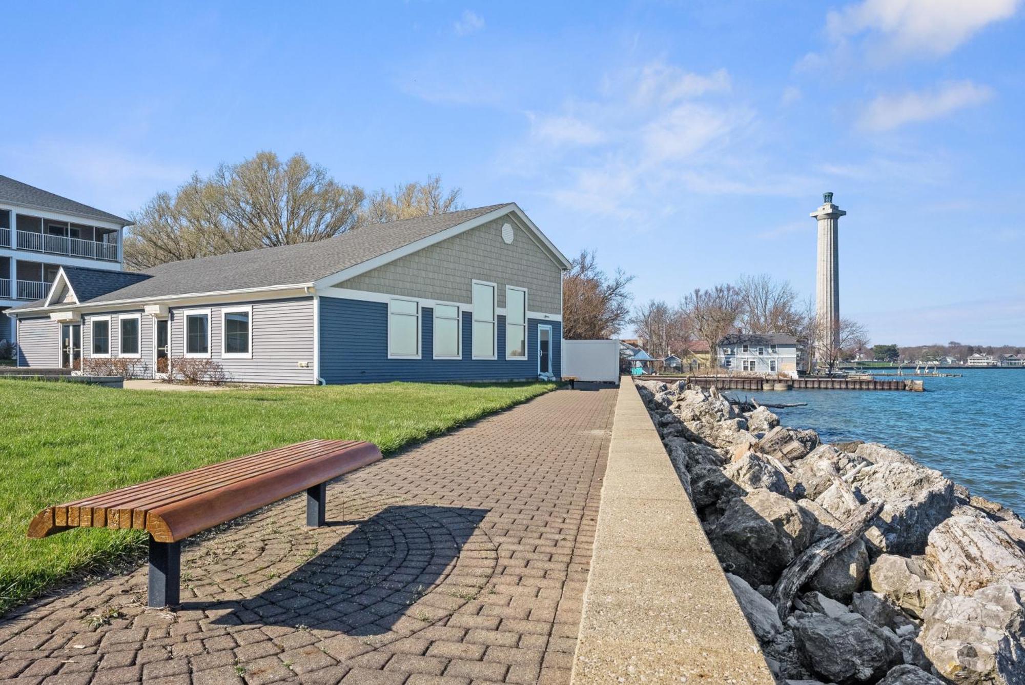 Bayshore Resort At Put-In-Bay Exterior photo